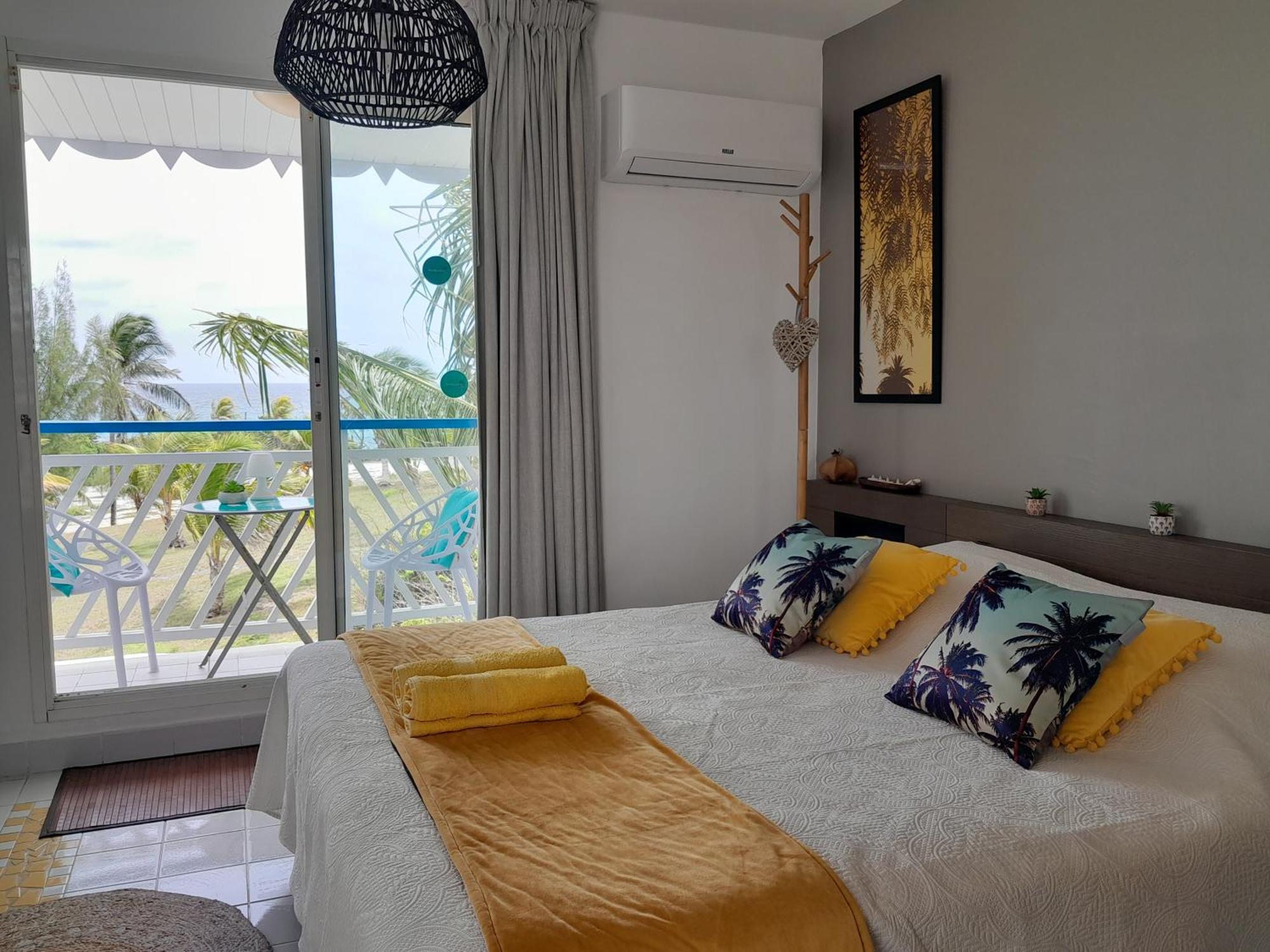 Studio Coeur Passion Vue Mer Charme Et Standing Saint-Francois  Ngoại thất bức ảnh
